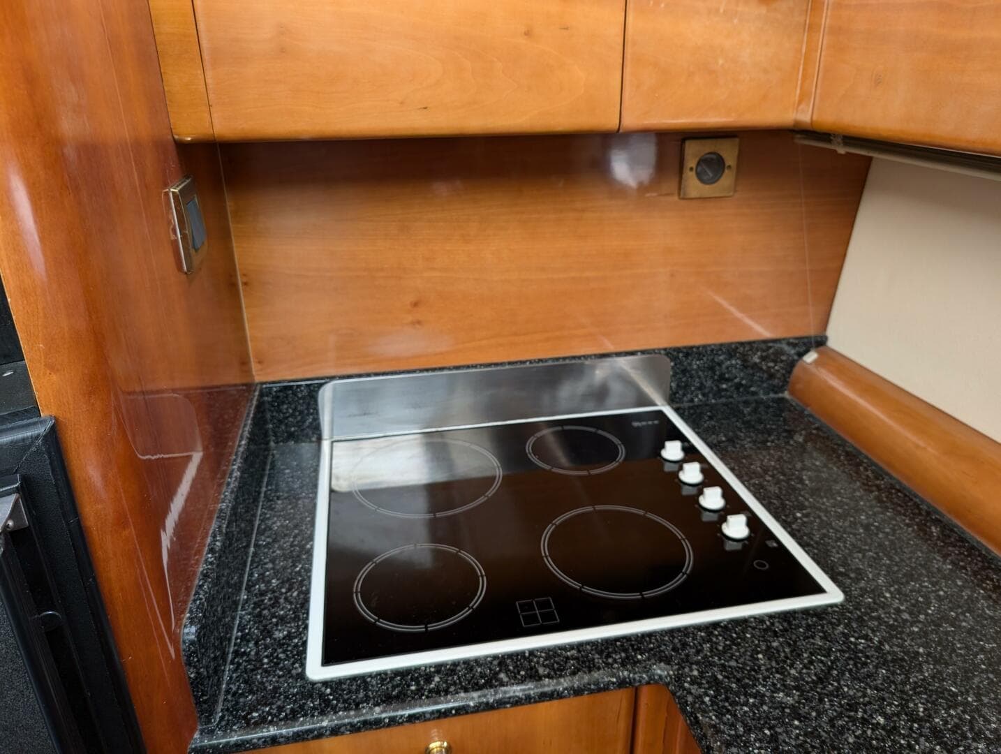 1998 Viking Princess Sport Cruiser