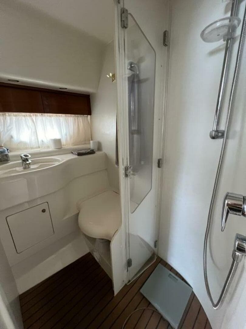 1998 Viking Princess Sport Cruiser