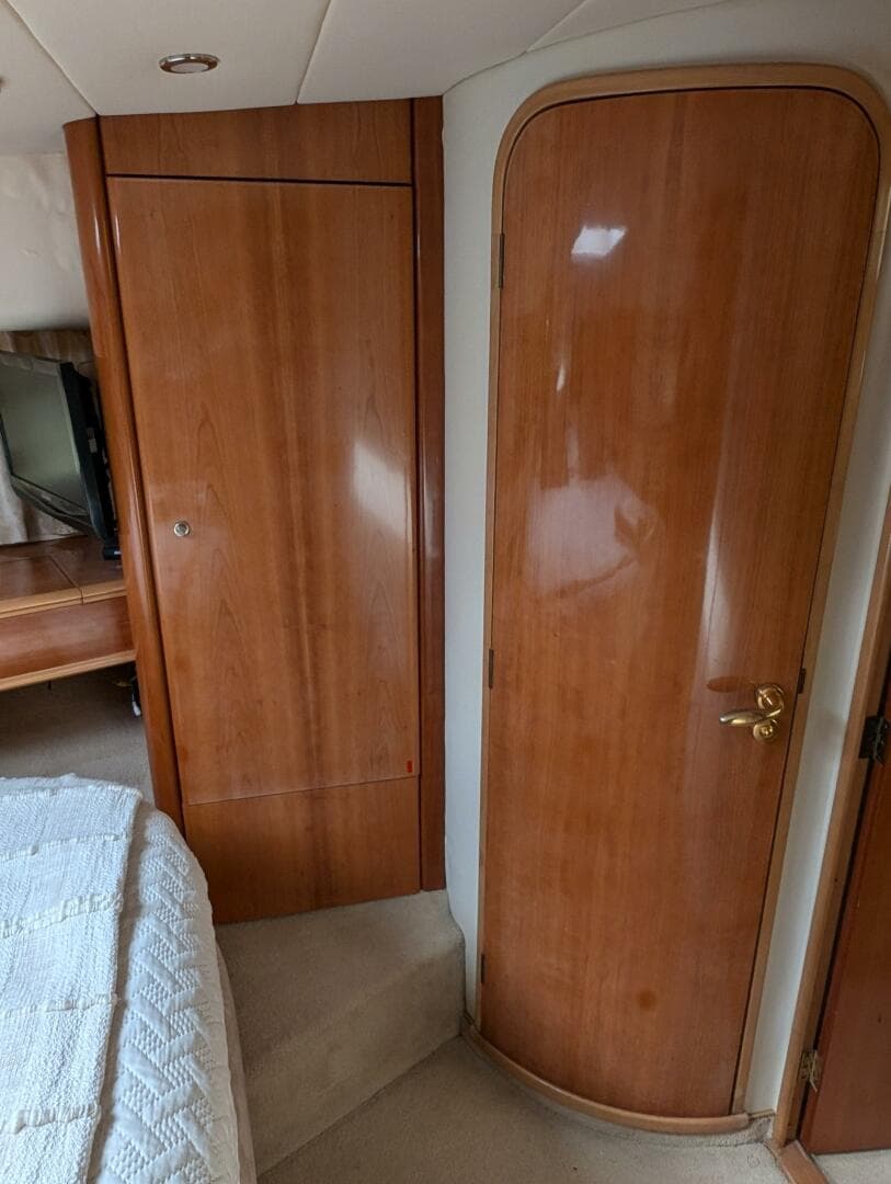 1998 Viking Princess Sport Cruiser