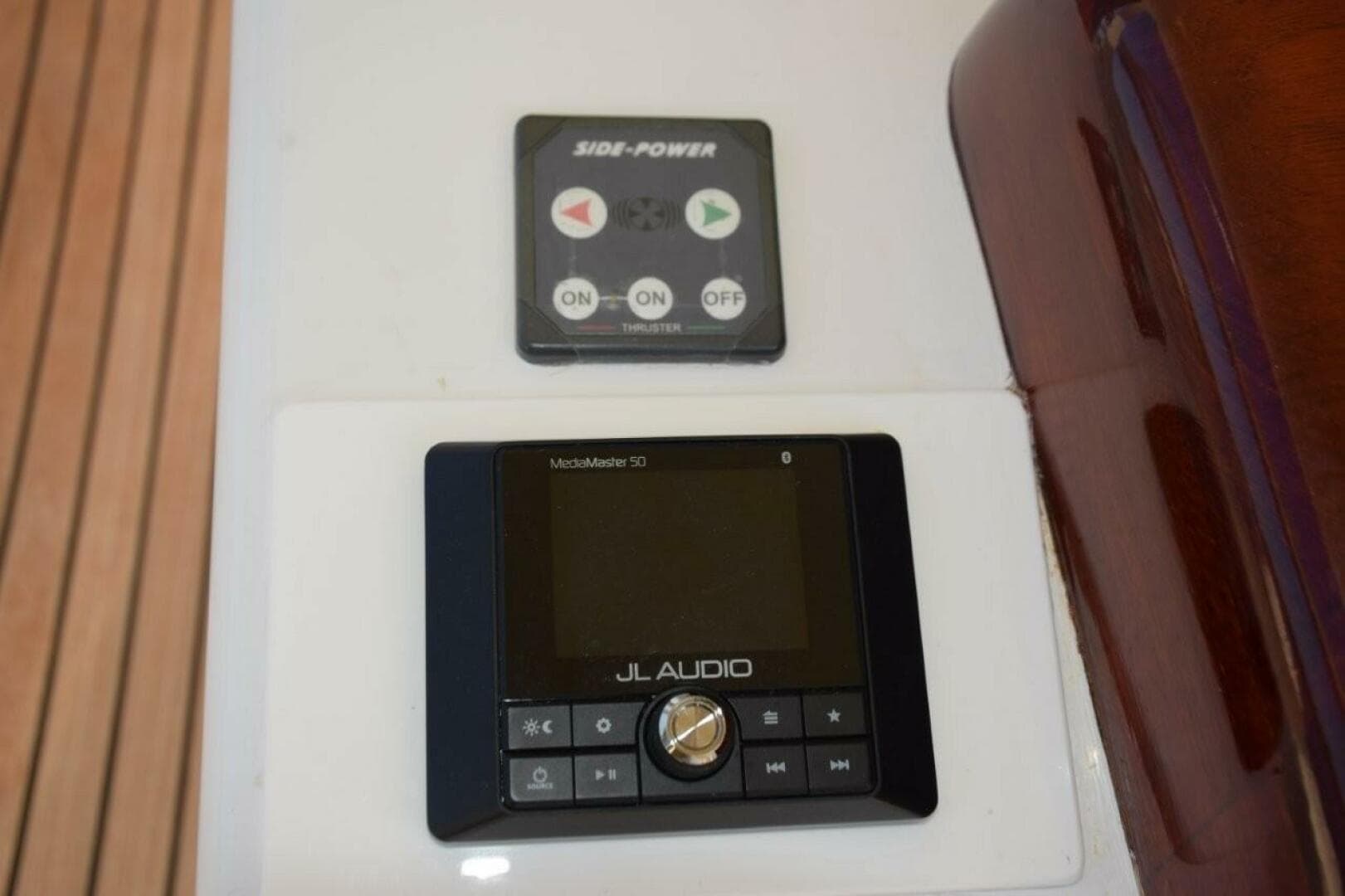 Bow Thruster Control And JL Stereo   Speakers In Cockpit And On Bridge Deck