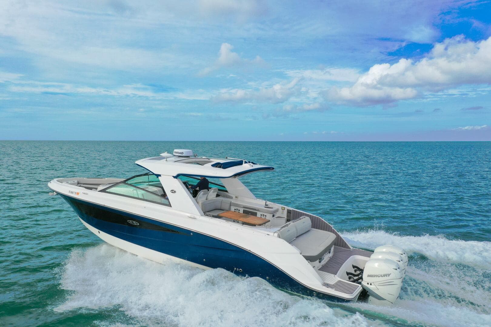 2022 Sea Ray SLX 400 Outboard SEA N SEA