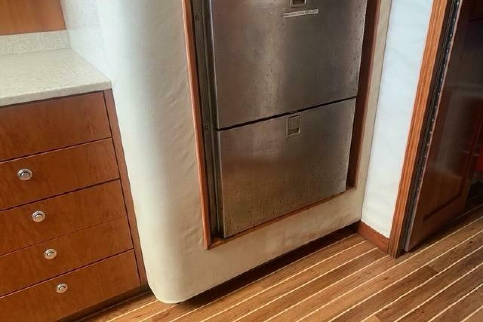 2008 Albemarle 410 Express Fisherman