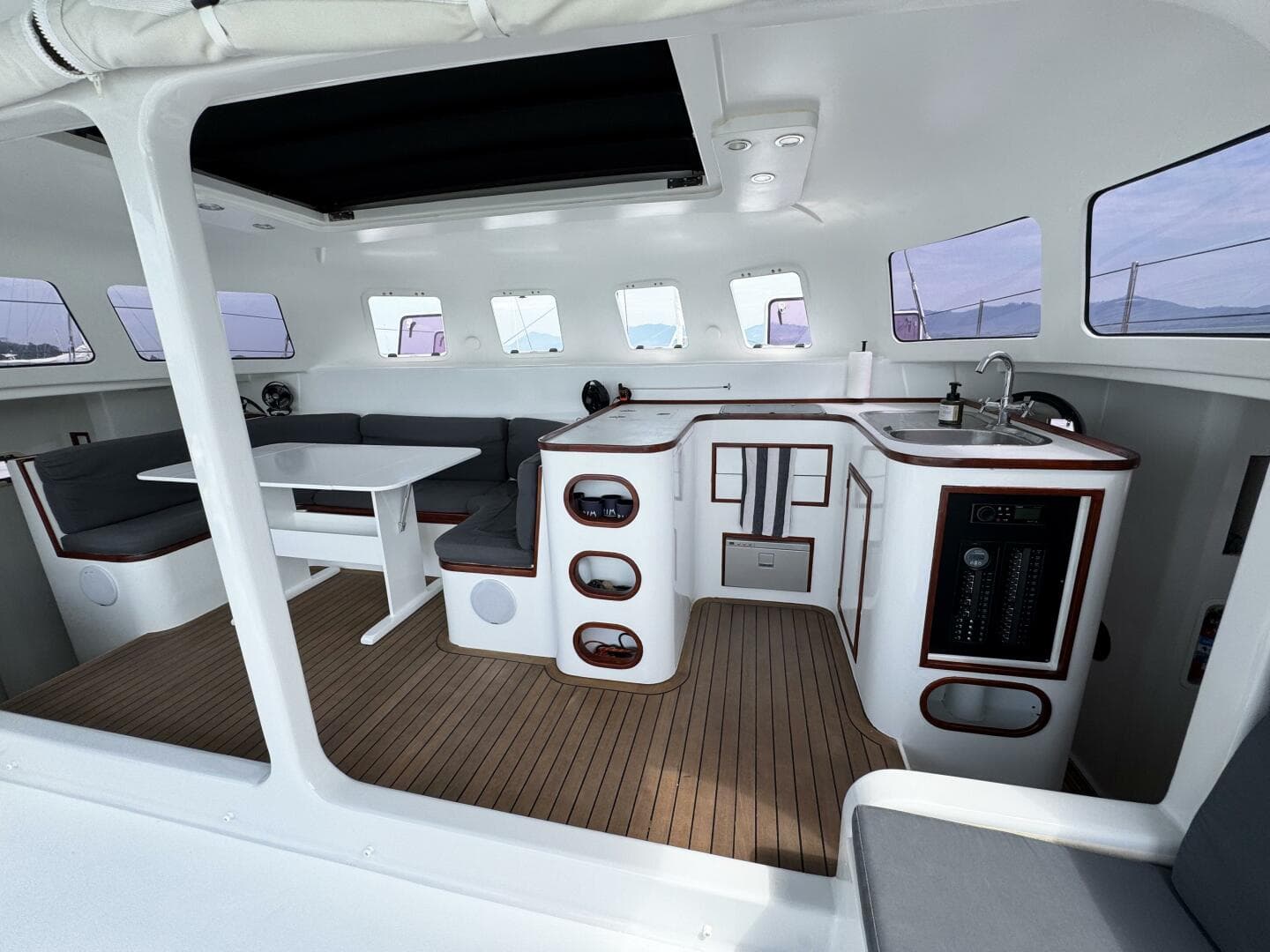 2011 Custom Andaman Cabriolet 39