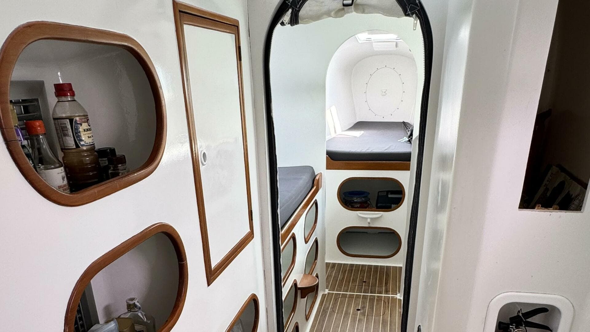 2011 Custom Andaman Cabriolet 39