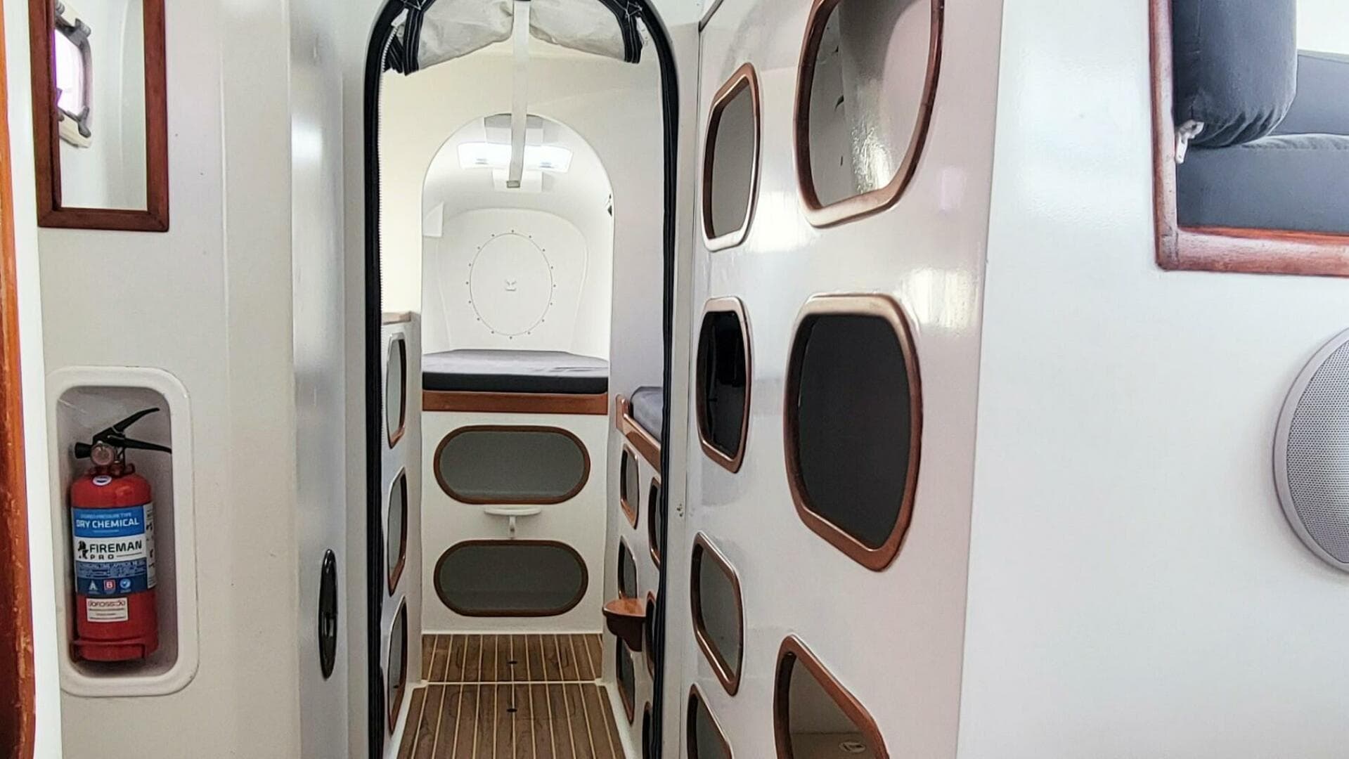 2011 Custom Andaman Cabriolet 39