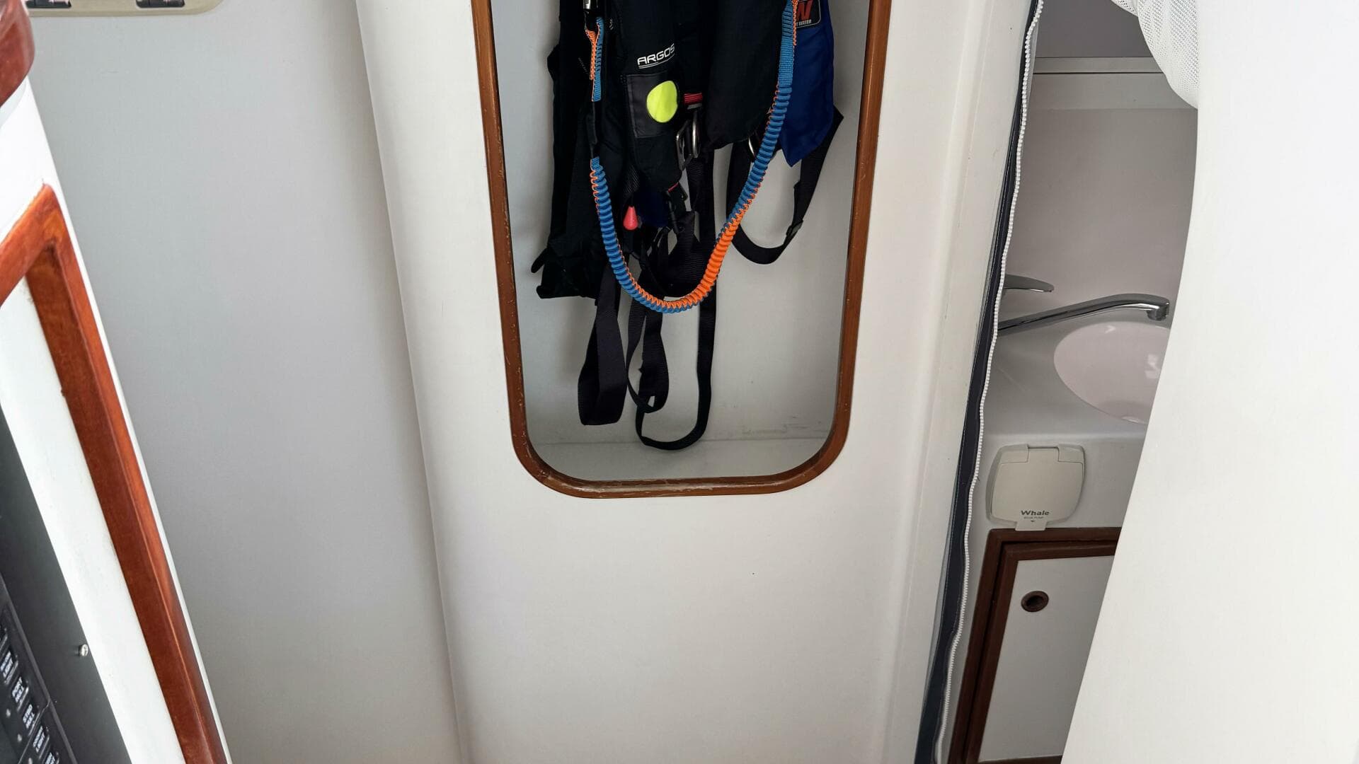 2011 Custom Andaman Cabriolet 39