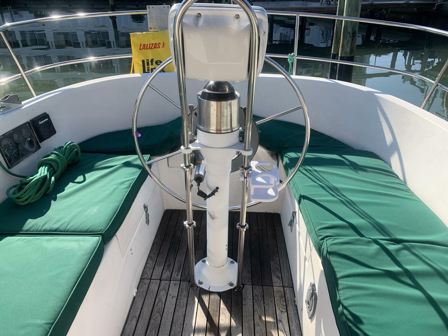 1987 Nonsuch Ultra 30