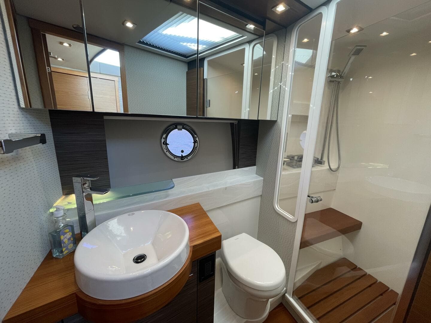 2020 Tiara Yachts C53 Coupe