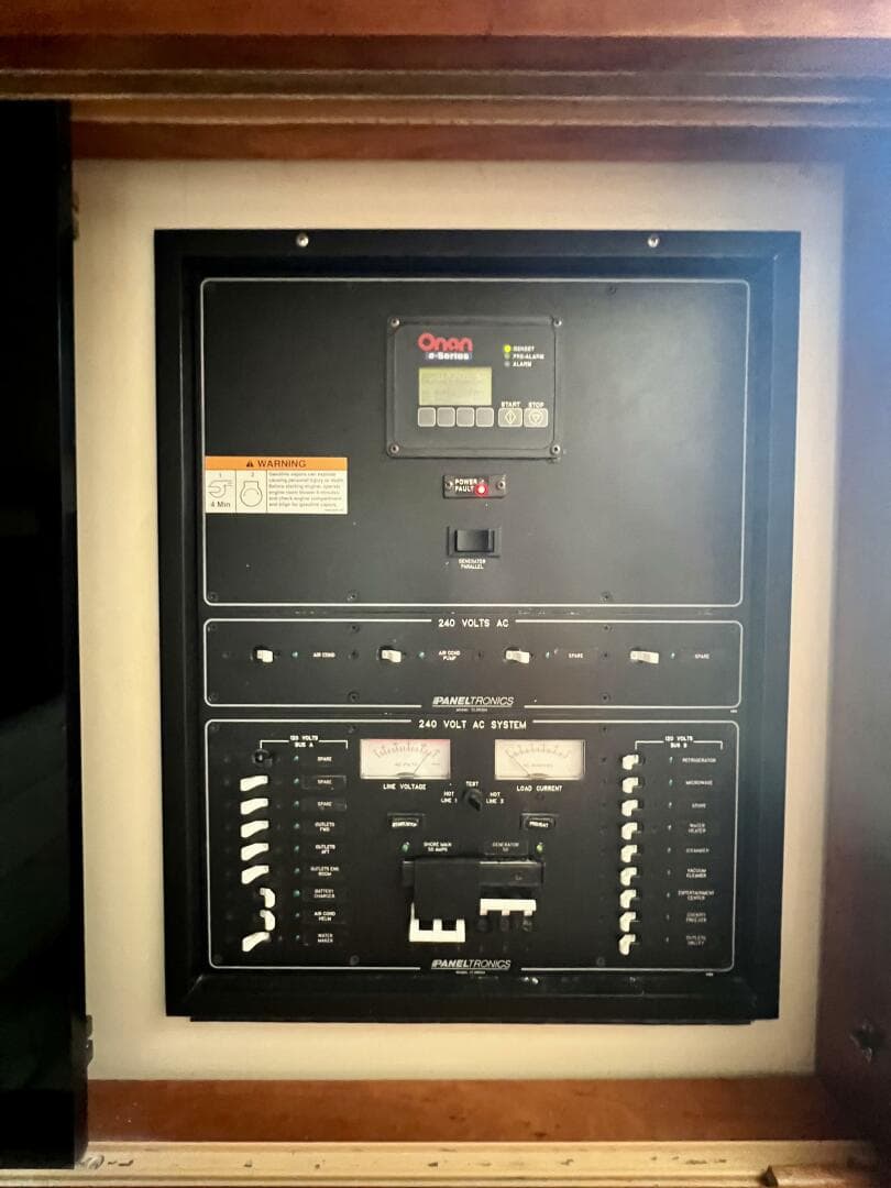 2007 Albemarle 41 Express