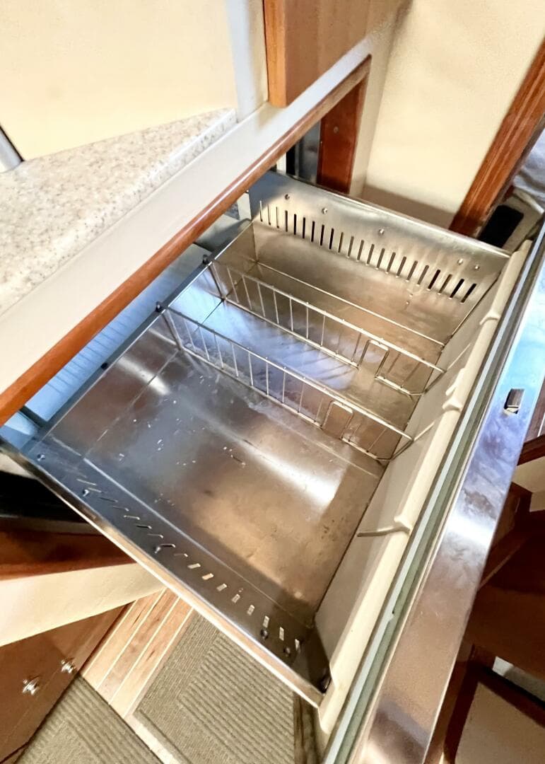 2007 Albemarle 41 Express