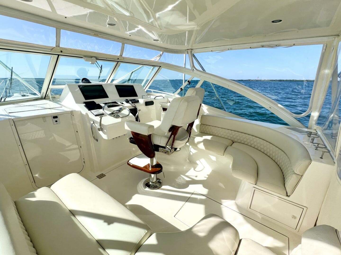 2007 Albemarle 41 Express