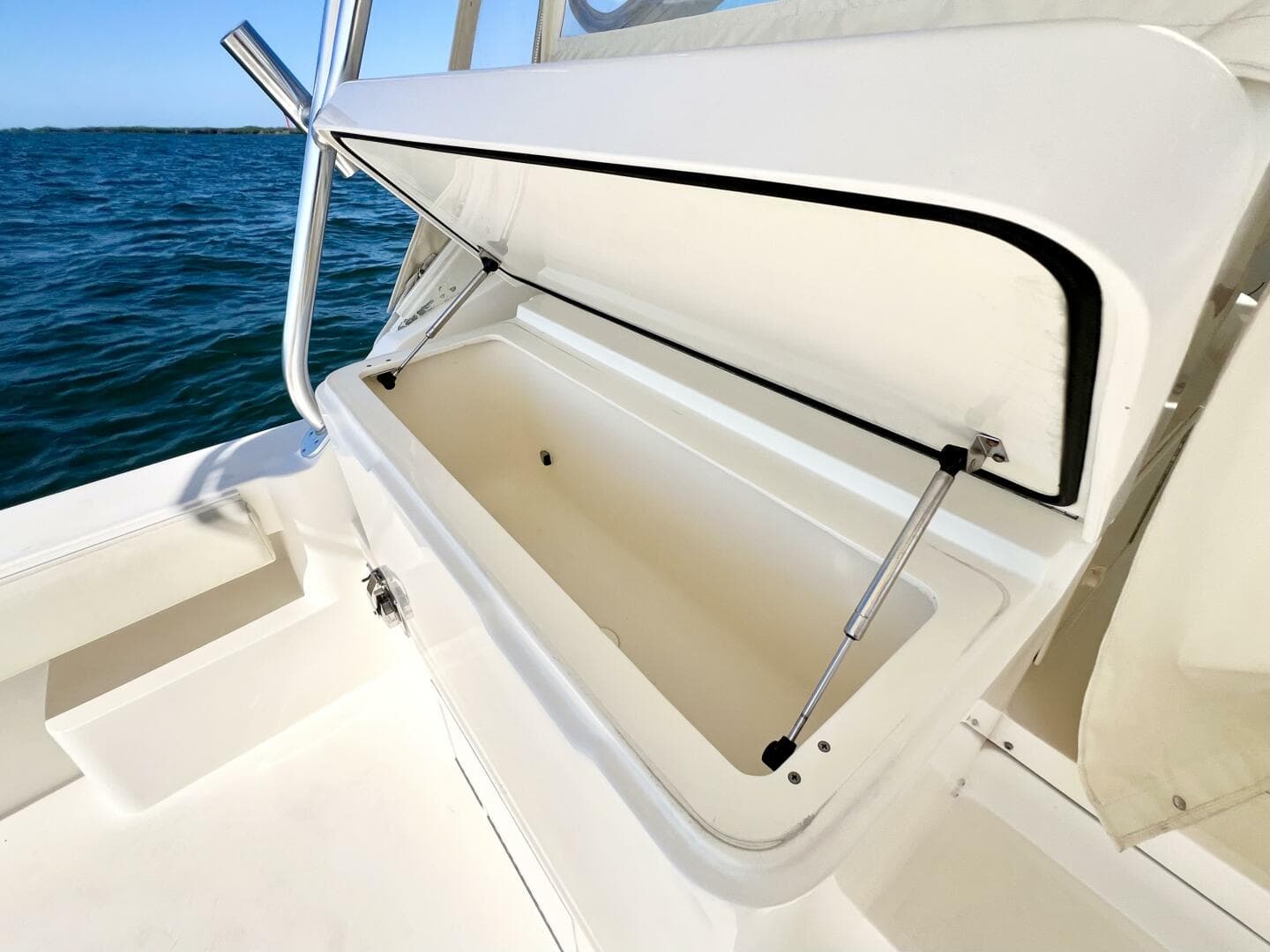 2007 Albemarle 41 Express