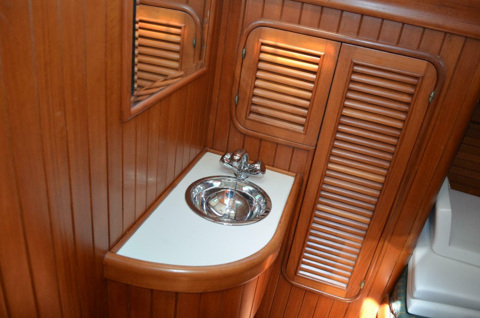 1986 Hans Christian 43 Christina