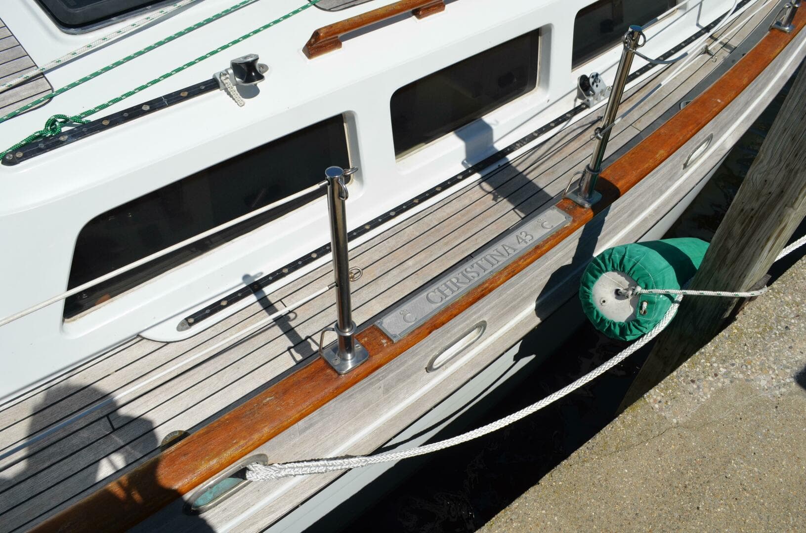 1986 Hans Christian 43 Christina