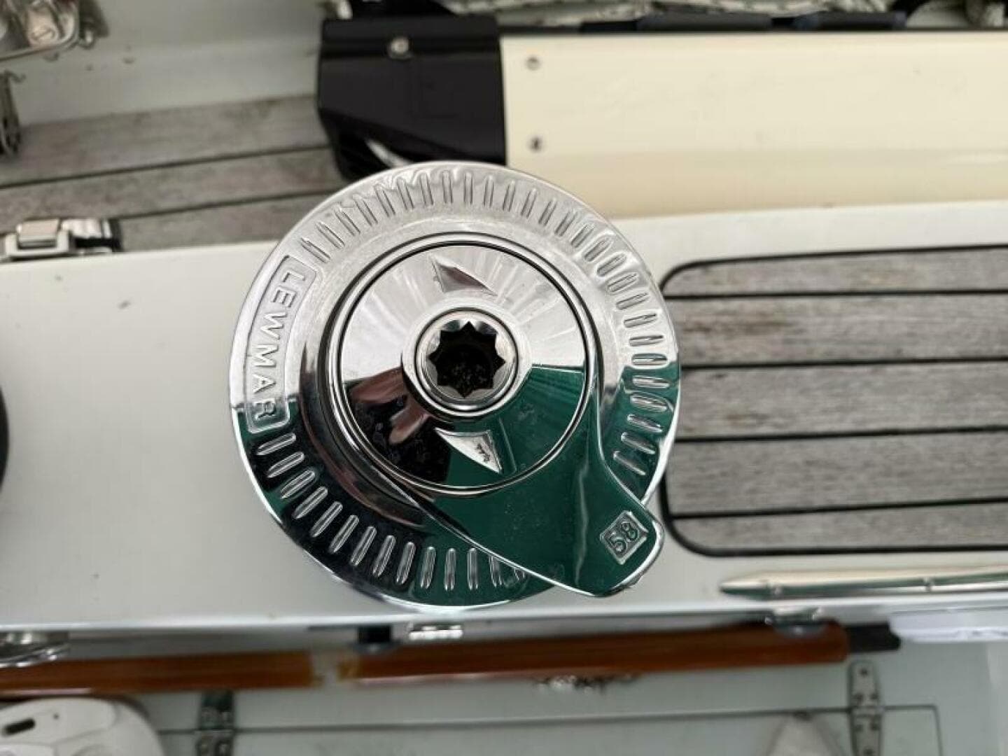 1986 Hans Christian 43 Christina