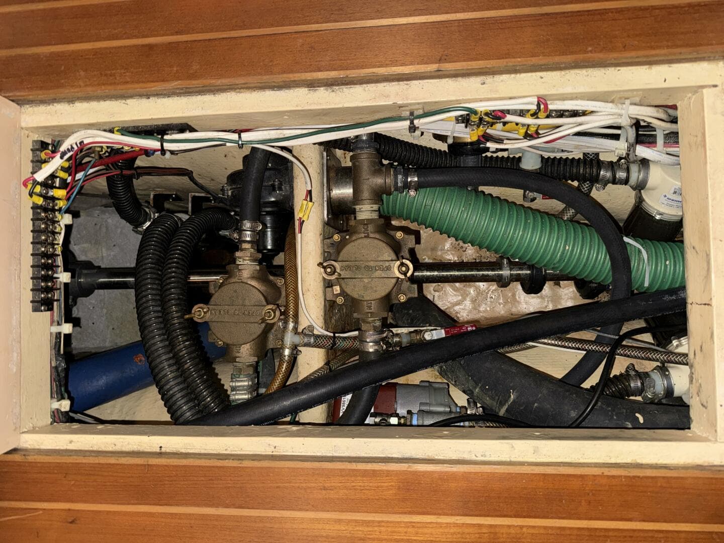 1986 Hans Christian 43 Christina