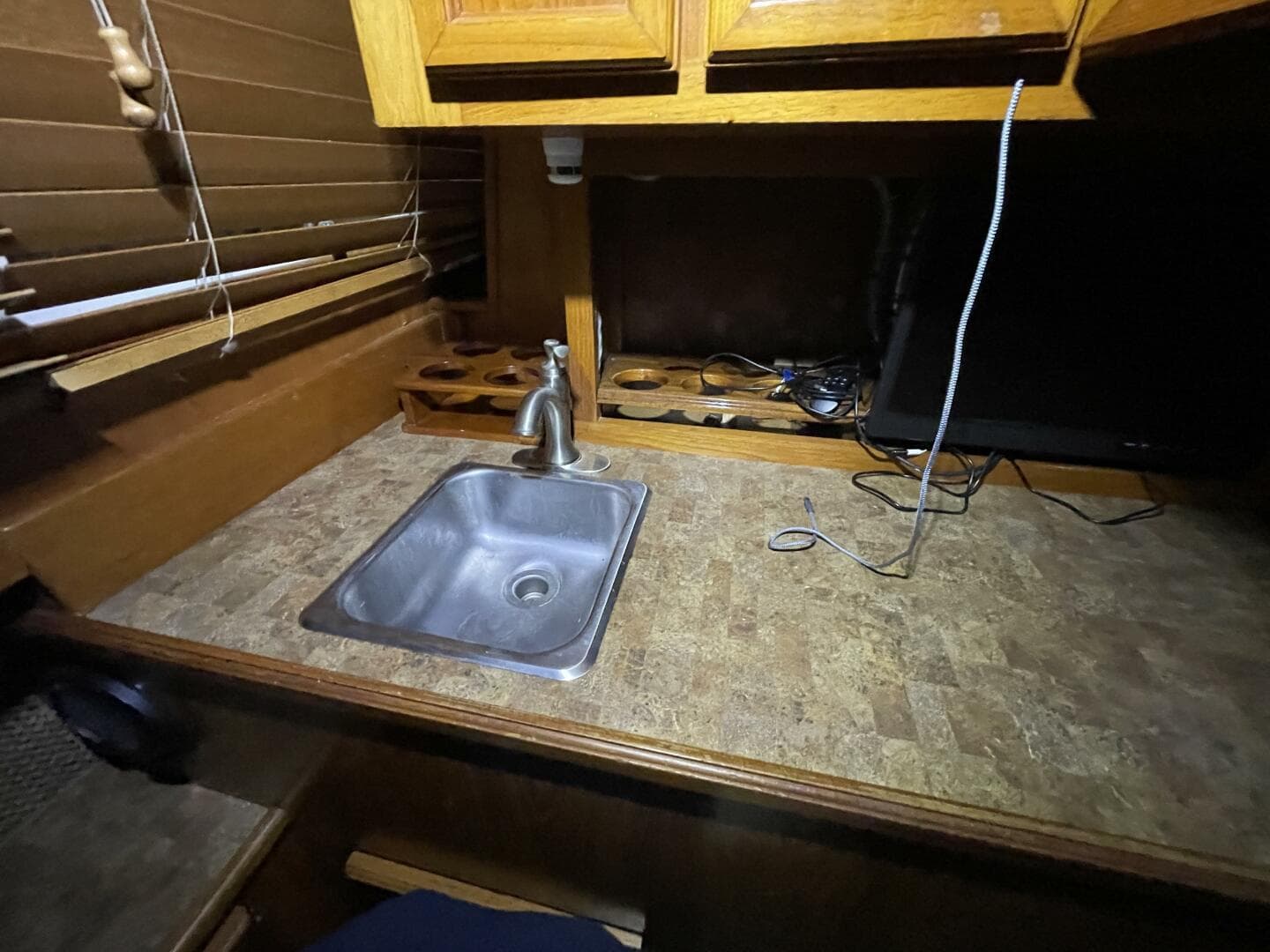 1986 Egg Harbor 40 Motor Yacht