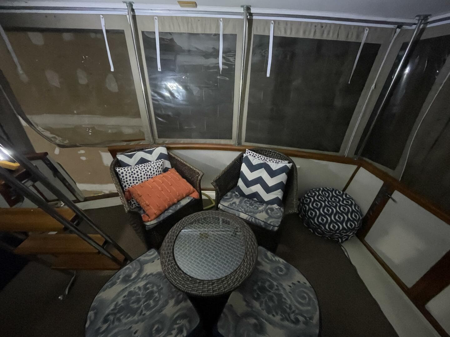 Aft Deck Seating Area with Wicker Chairs – Egg Harbor 40 Motor Yacht