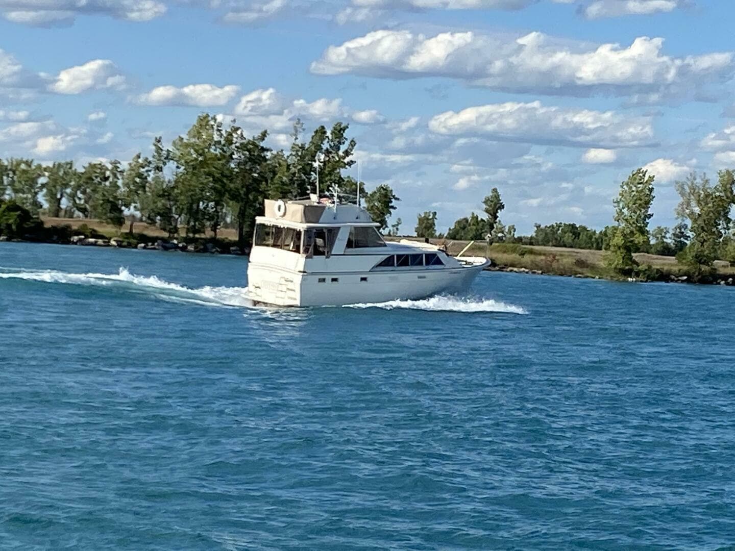 1986 Egg Harbor 40 Motor Yacht