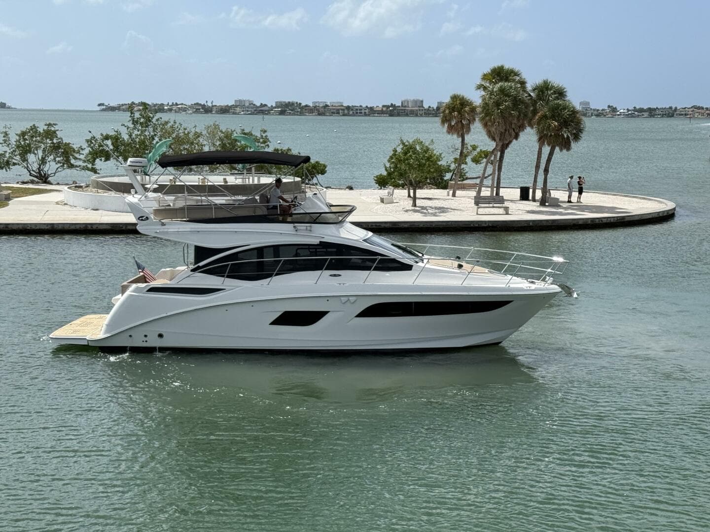 2018 Sea Ray FLY 400