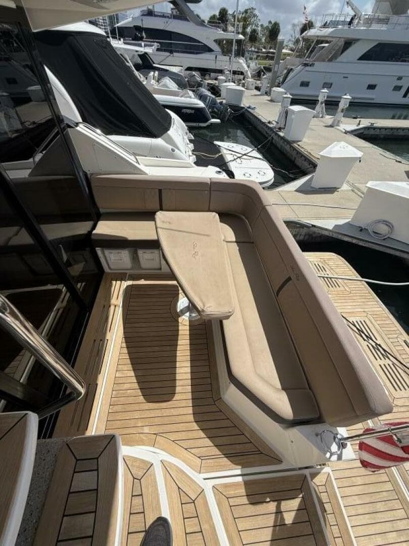 2018 Sea Ray FLY 400