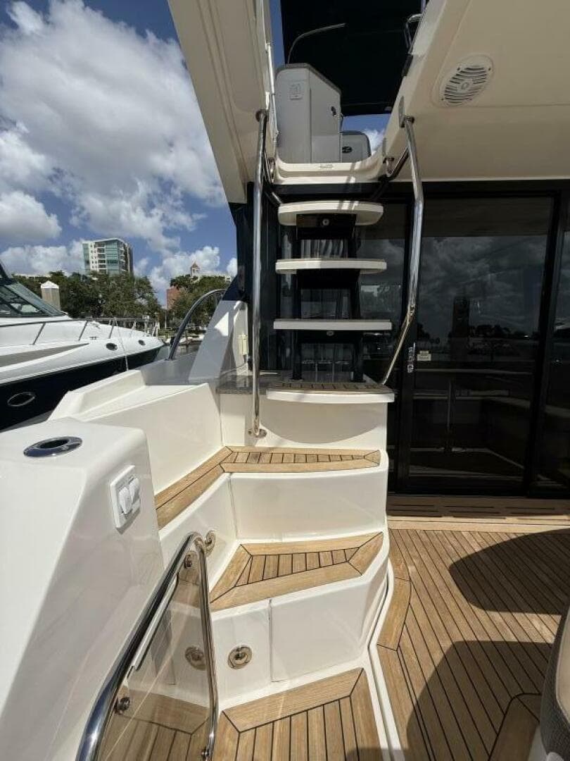 2018 Sea Ray FLY 400