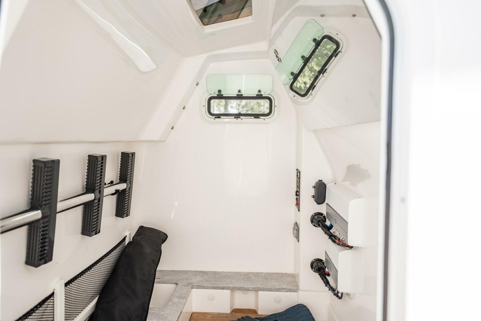 2021 Everglades 335 Center Console