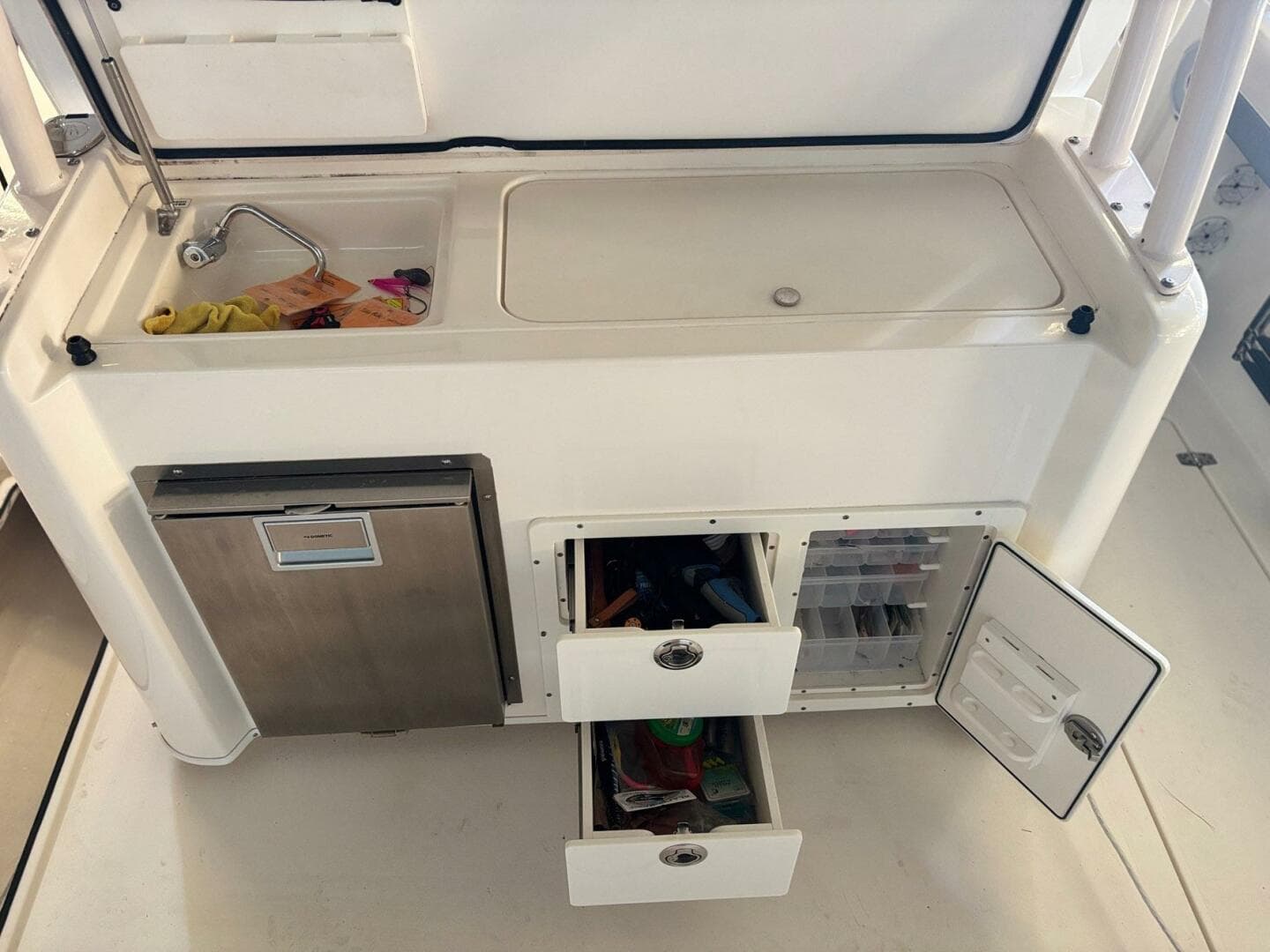 2018 Cobia 344 Center Console