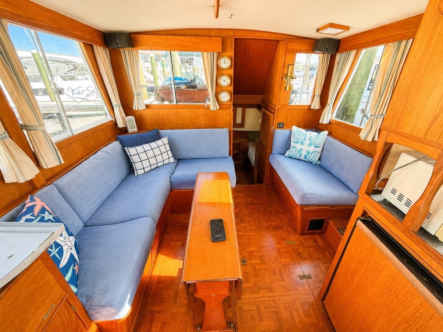 1985 Grand Banks 36 Classic