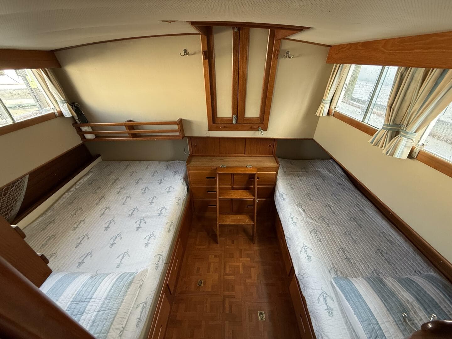 1985 Grand Banks 36 Classic