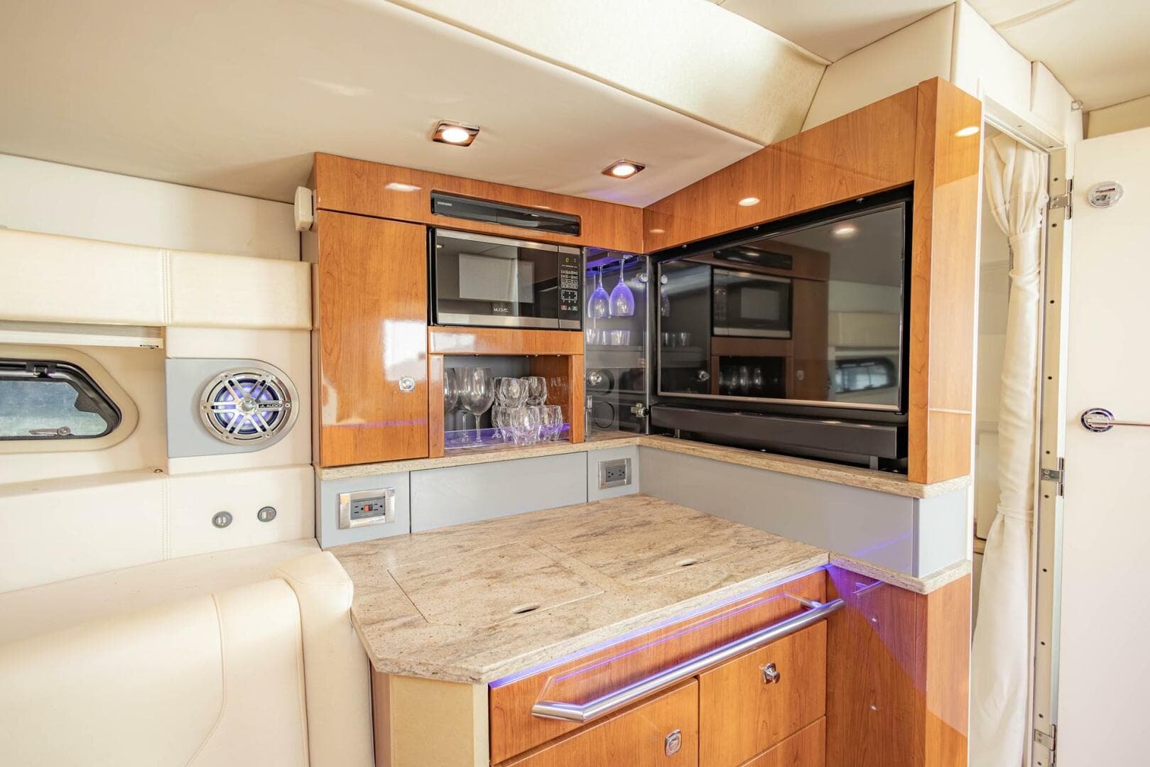 2018 Formula 430 SSC