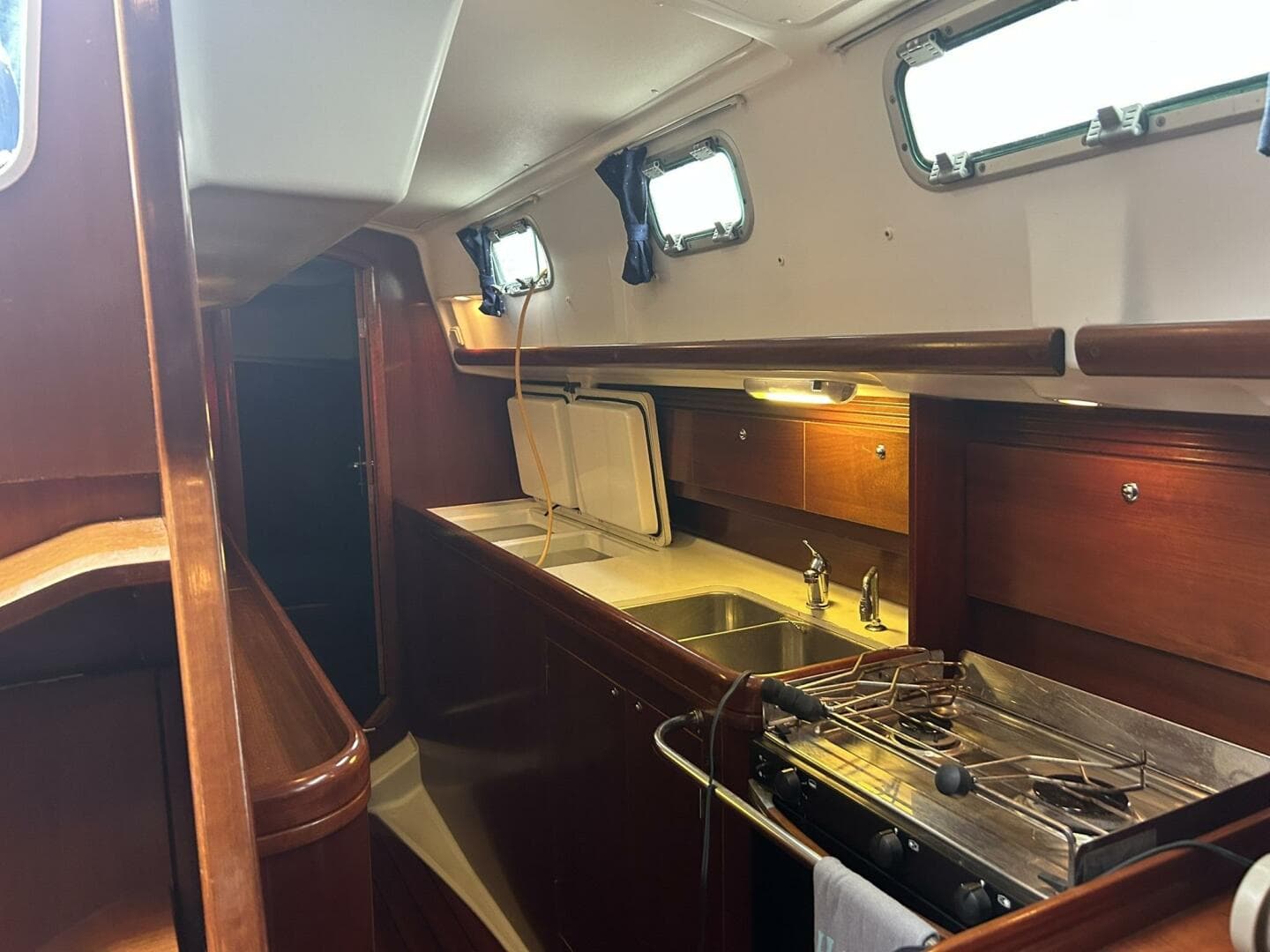 2003 Beneteau Oceanis 42 CC