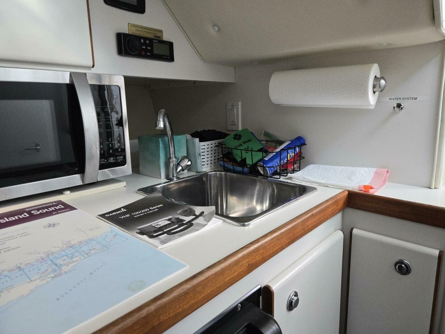 1998 Tiara Yachts Coronet