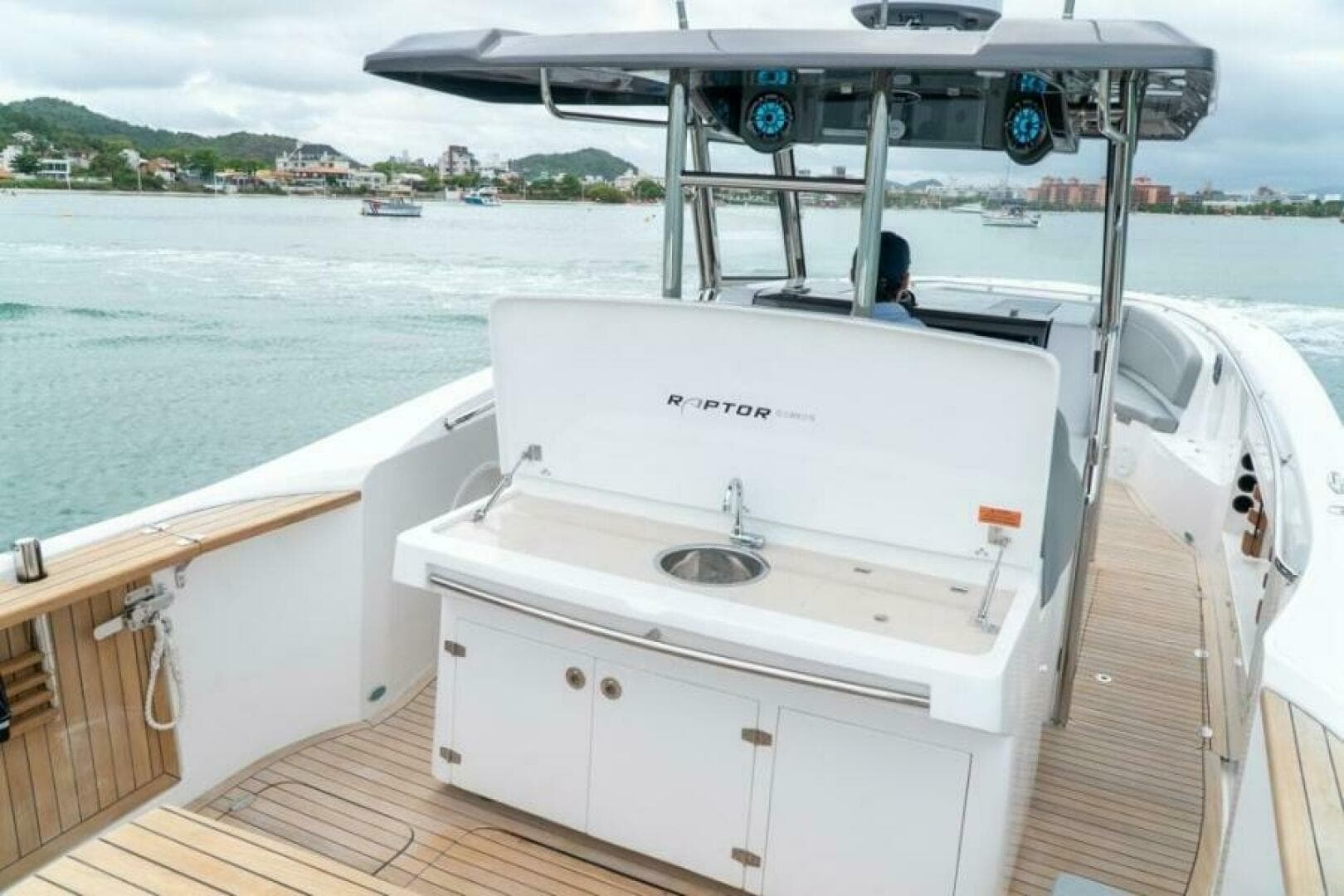 2025 Fishing Raptor 390 Solarium