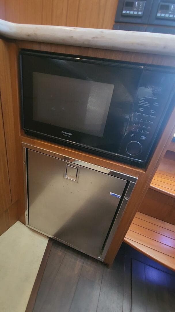 2014 Tiara Yachts 3100 Coronet