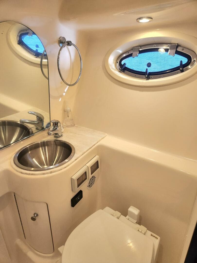 2014 Tiara Yachts 3100 Coronet