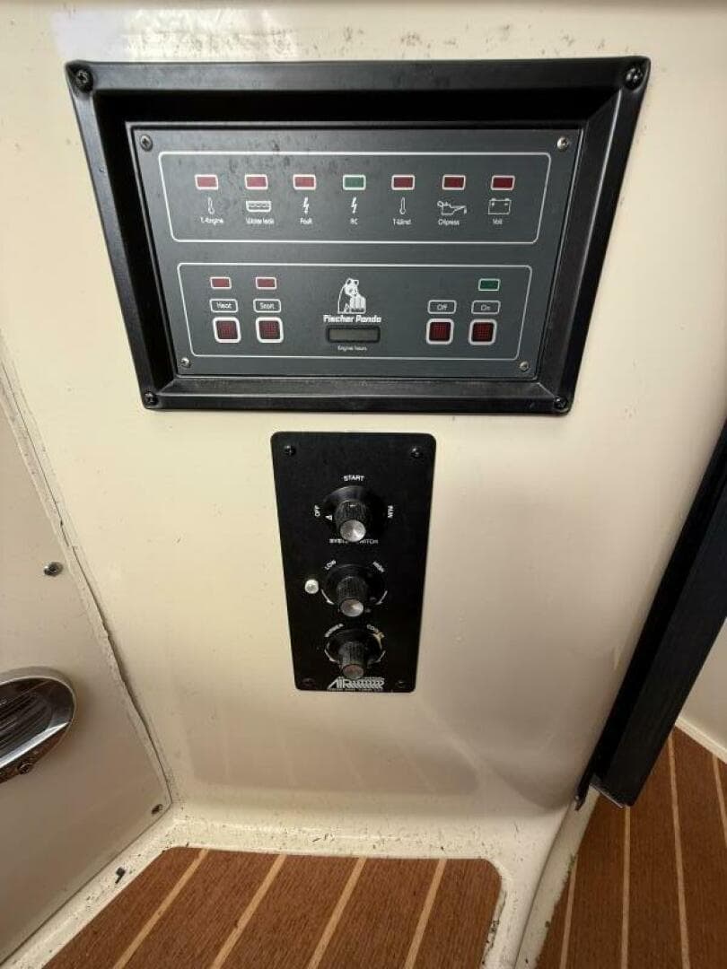 2007 Triton 315 Express