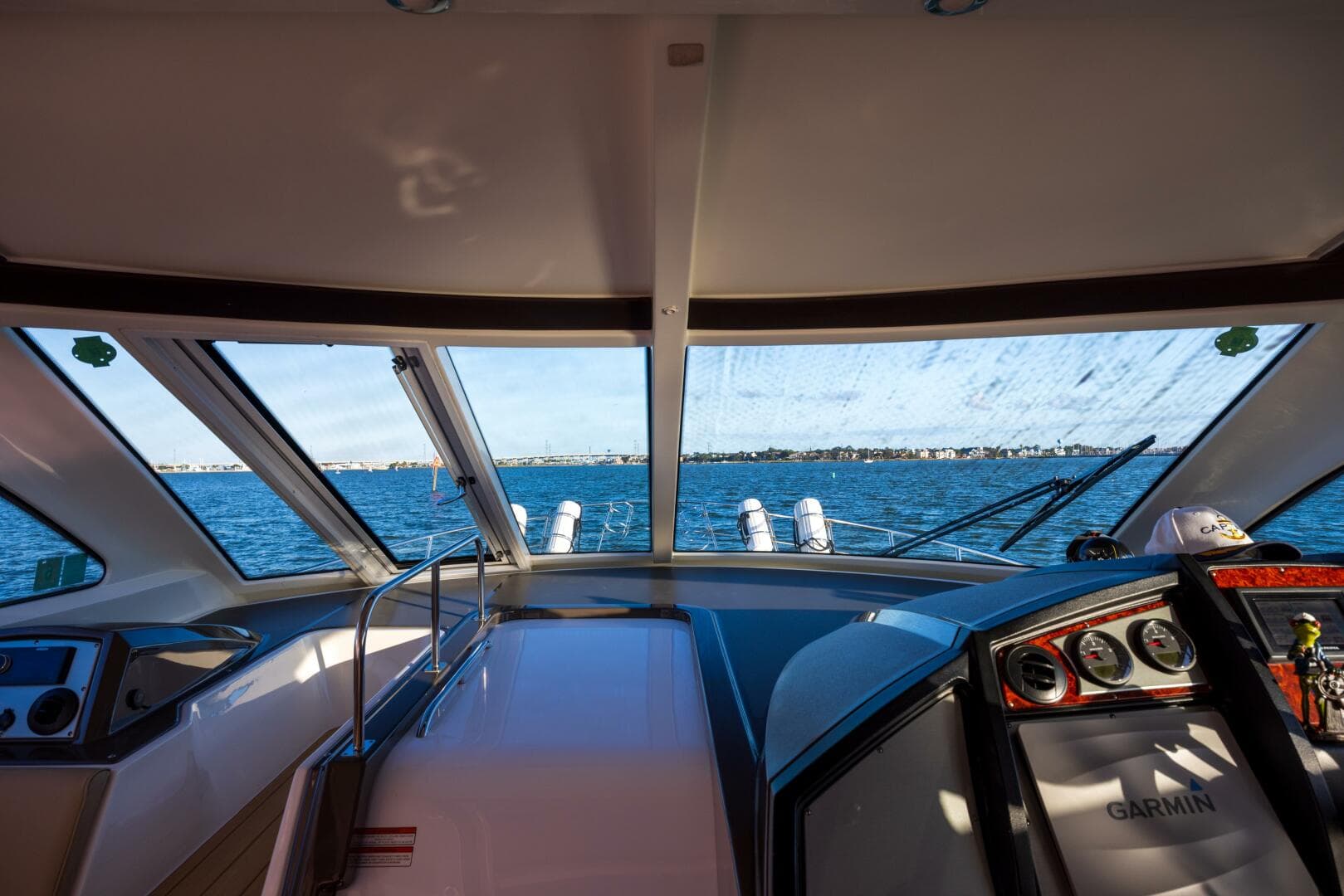 2013 Cruisers Yachts 540 Motor Yacht