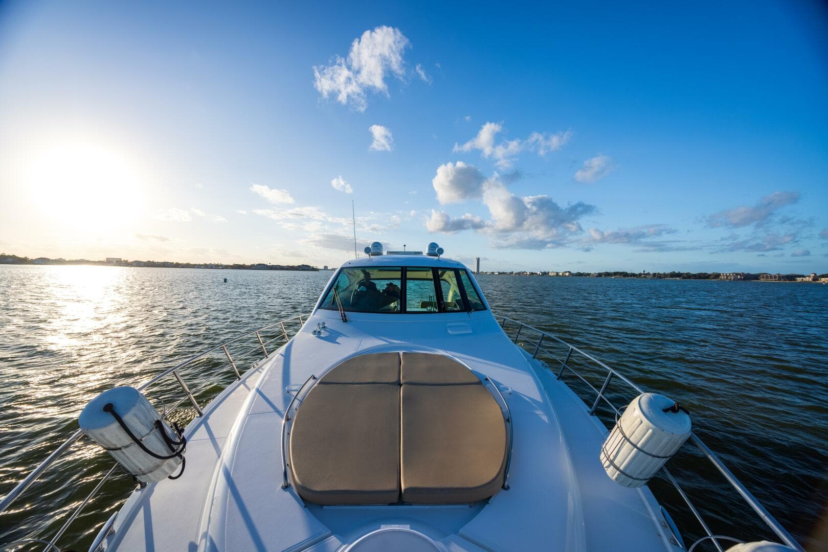 2013 Cruisers Yachts 540 Motor Yacht
