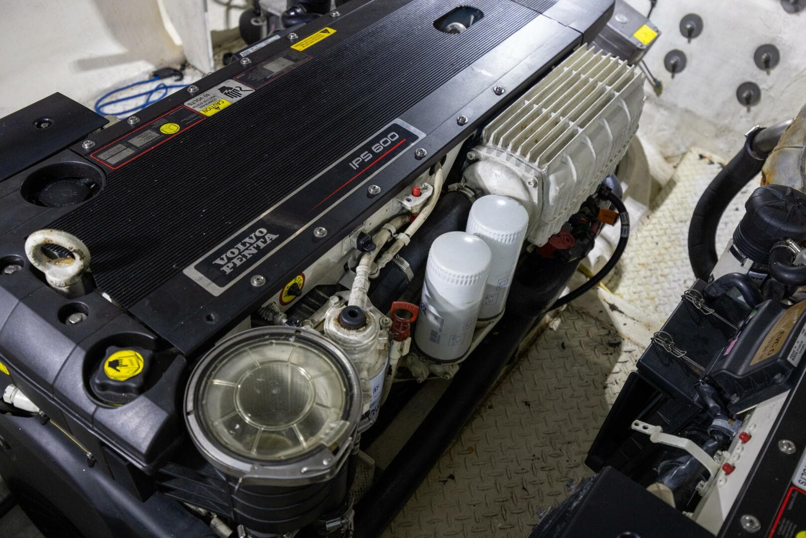 2013 C2013 Cruisers Yachts 540 Motor Yachtruisers Yachts 540 Motor Yacht