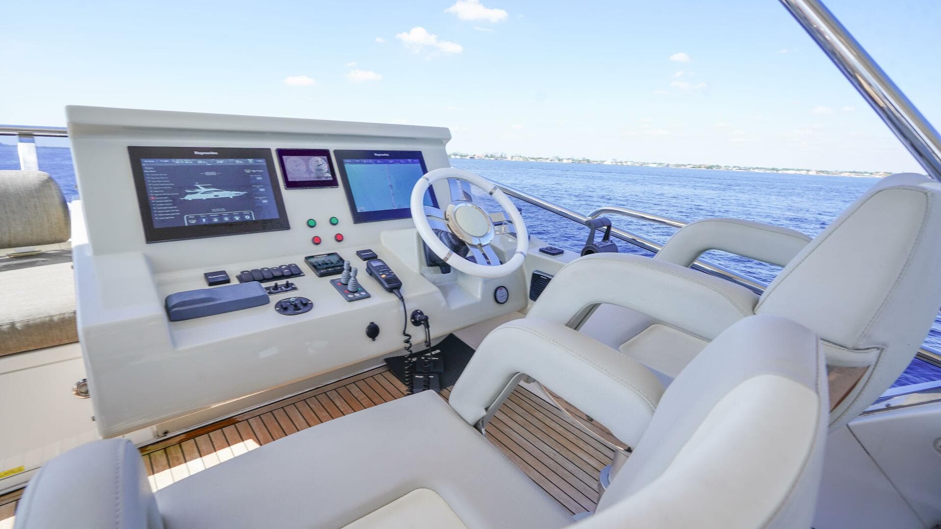 2017 Azimut 66 Flybridge