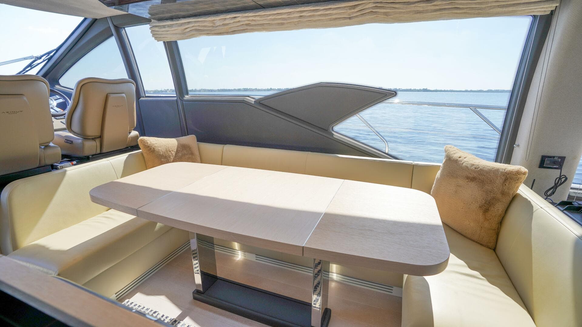 2017 Azimut 66 Flybridge