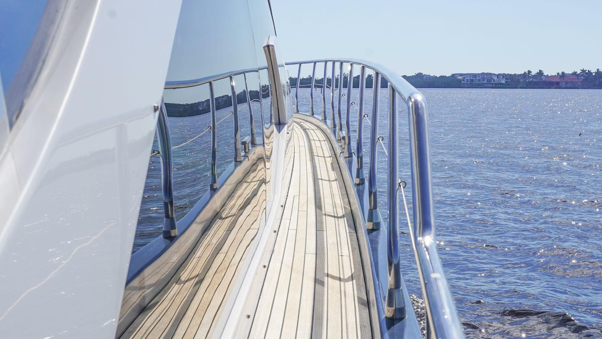 2017 Azimut 66 Flybridge