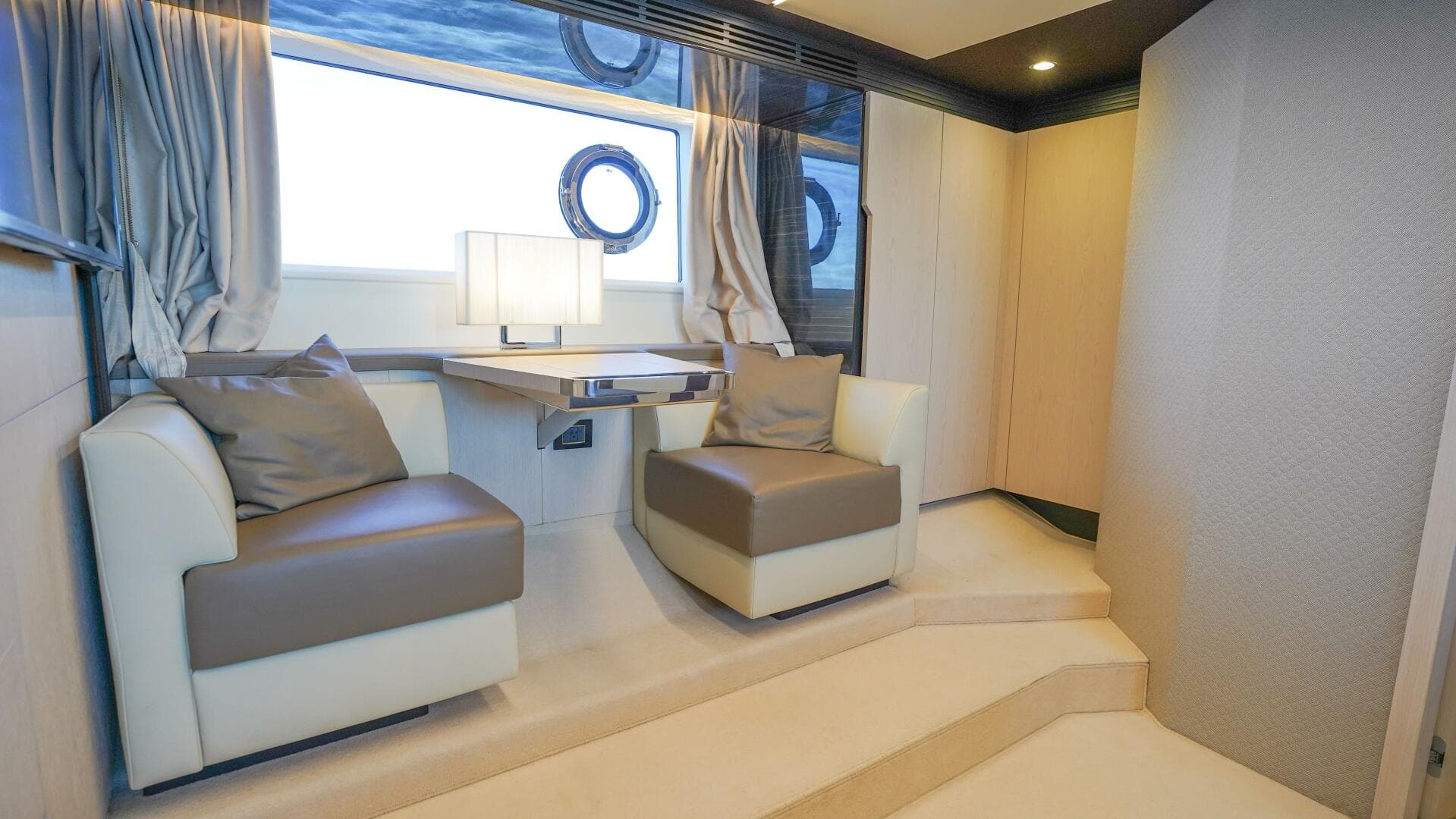 2017 Azimut 66 Flybridge