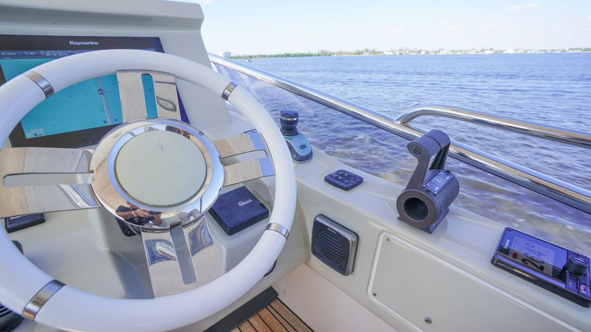 2017 Azimut 66 Flybridge