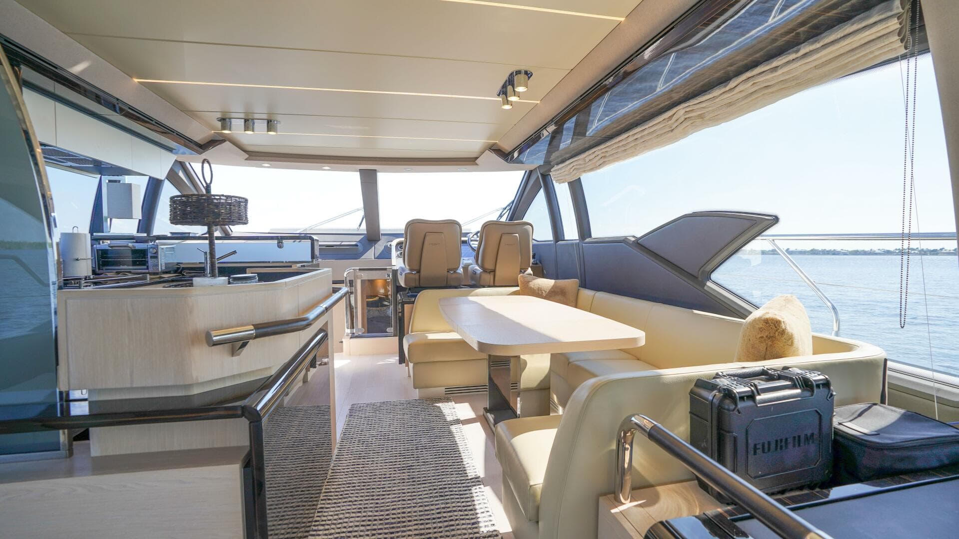 2017 Azimut 66 Flybridge