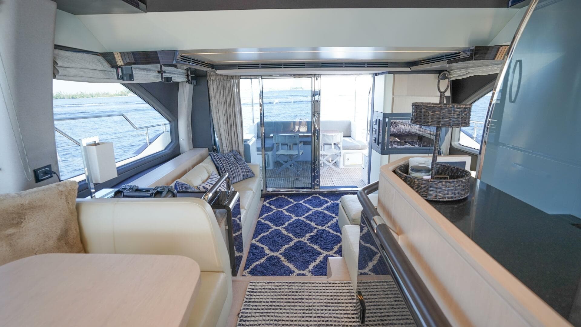 2017 Azimut 66 Flybridge