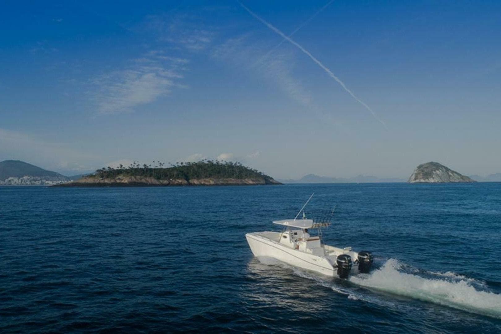 2025 Garnet Offshore 300 HT