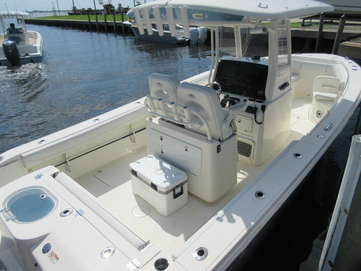 2020 Cobia 280 Center Console