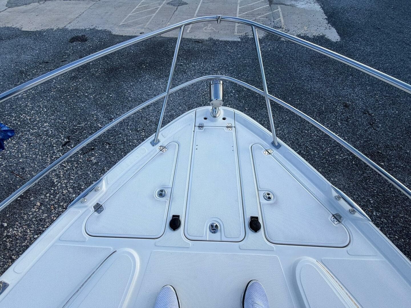 2002 Regal Commodore 3860